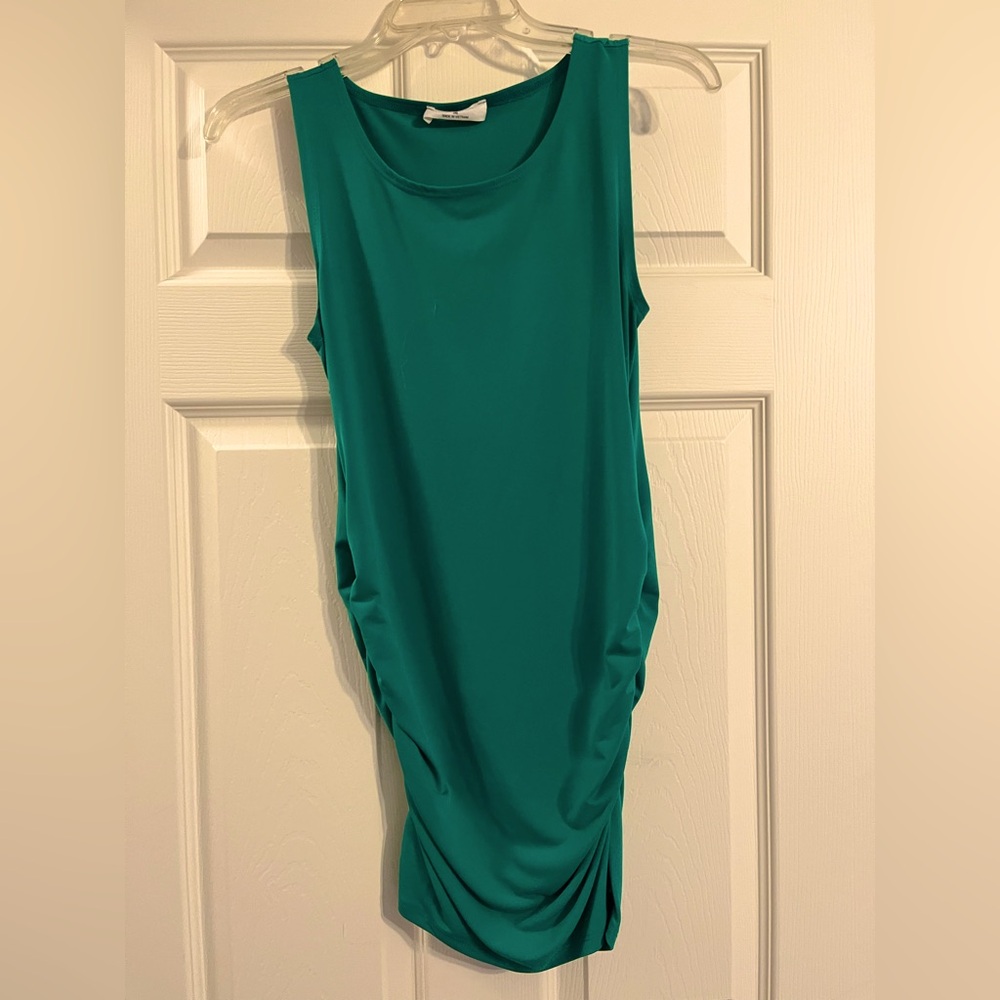 Elegant Green Sleeveless Dress